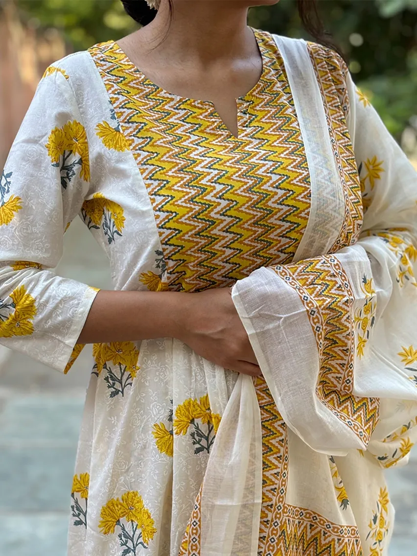 Sunshine Symphony With Dupatta Suit Set - Alternative View